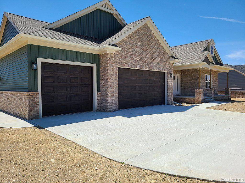 Clarkston, MI 48346,10008 QUARRY RIDGE Road