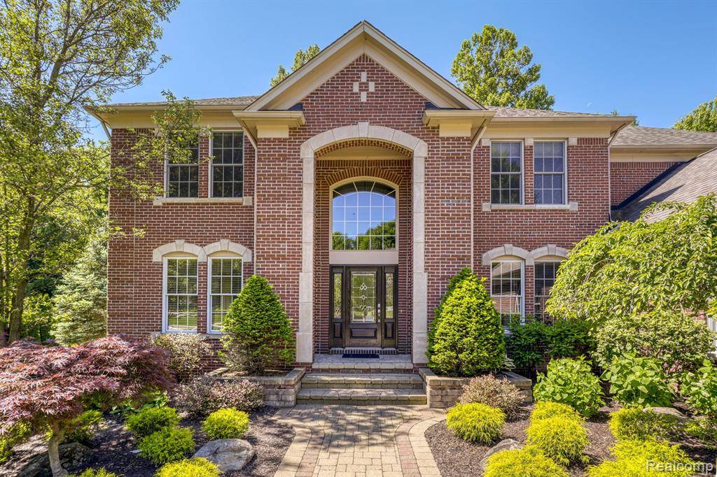 Canton, MI 48187 4443,50575 AMBERLEY Boulevard