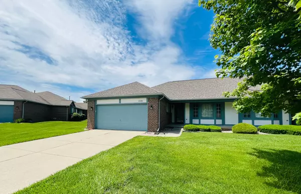 Macomb, MI 48044 3831,45360 INVERNESS Circle