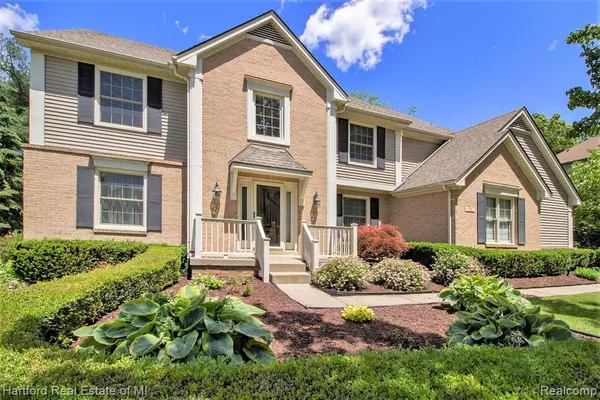 929 Winding Way, Milford, MI 48381 4505