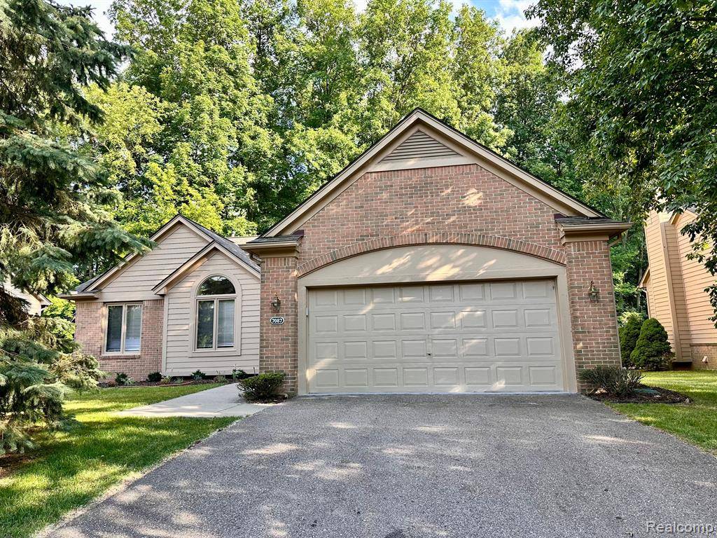 7087 AUTUMN HILL Drive, West Bloomfield, MI 48323 2178