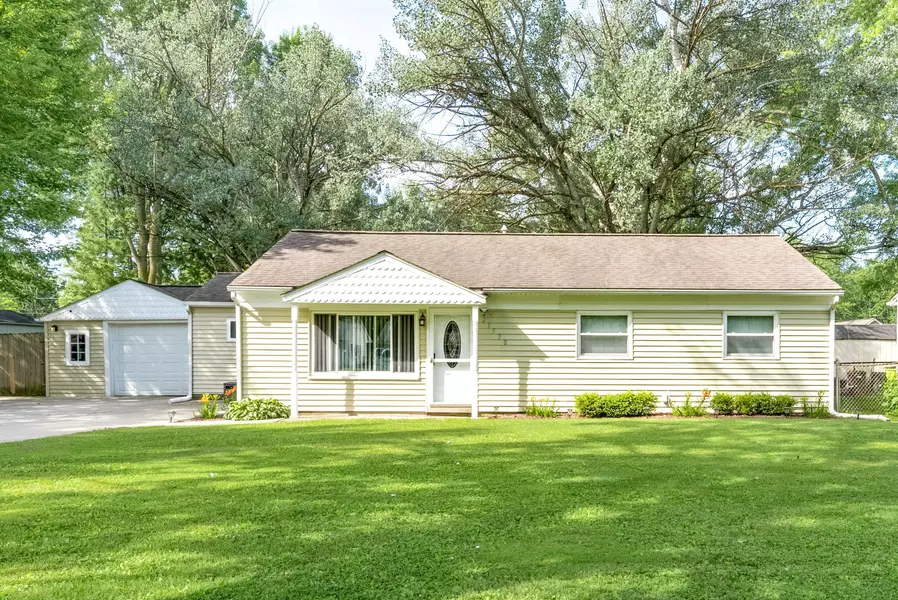 21530 REMICK Drive, Clinton Township, MI 48036 3707