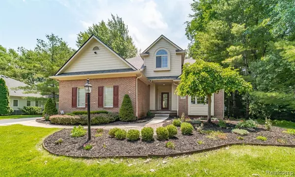 7191 ELDERWOOD Circle,  Clarkston,  MI 48346 1596