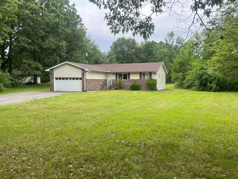 23708 SUMPTER Road, Belleville, MI 48111 9627