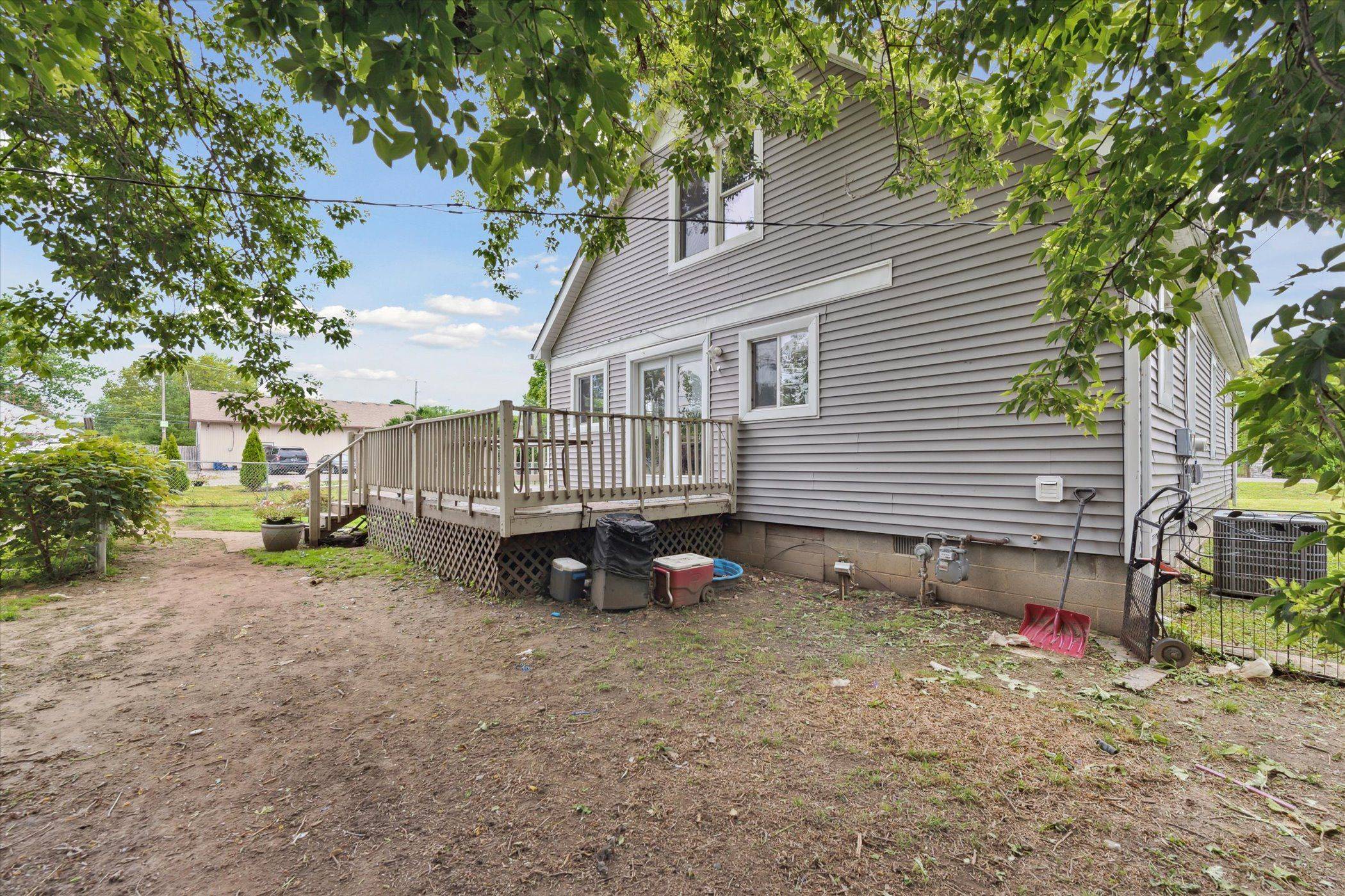 Newport, MI 48166 9630,4357 Dewey Road