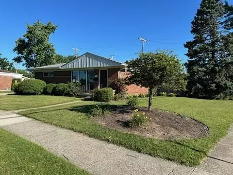 Clawson, MI 48017 1435,1008 BROADACRE Avenue