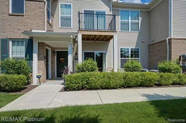9952 RIDGE RUN Street,  Howell,  MI 48855 6319