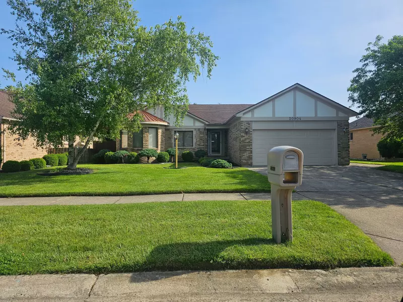 20904 MARLINGA Drive, Clinton Township, MI 48038 2442