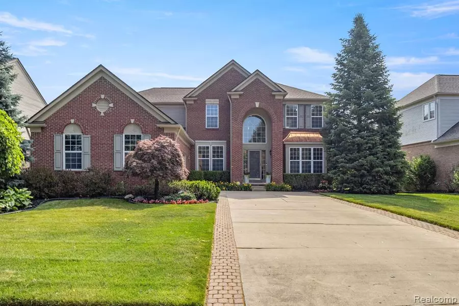 49137 FREESTONE Drive, Northville, MI 48168 8004