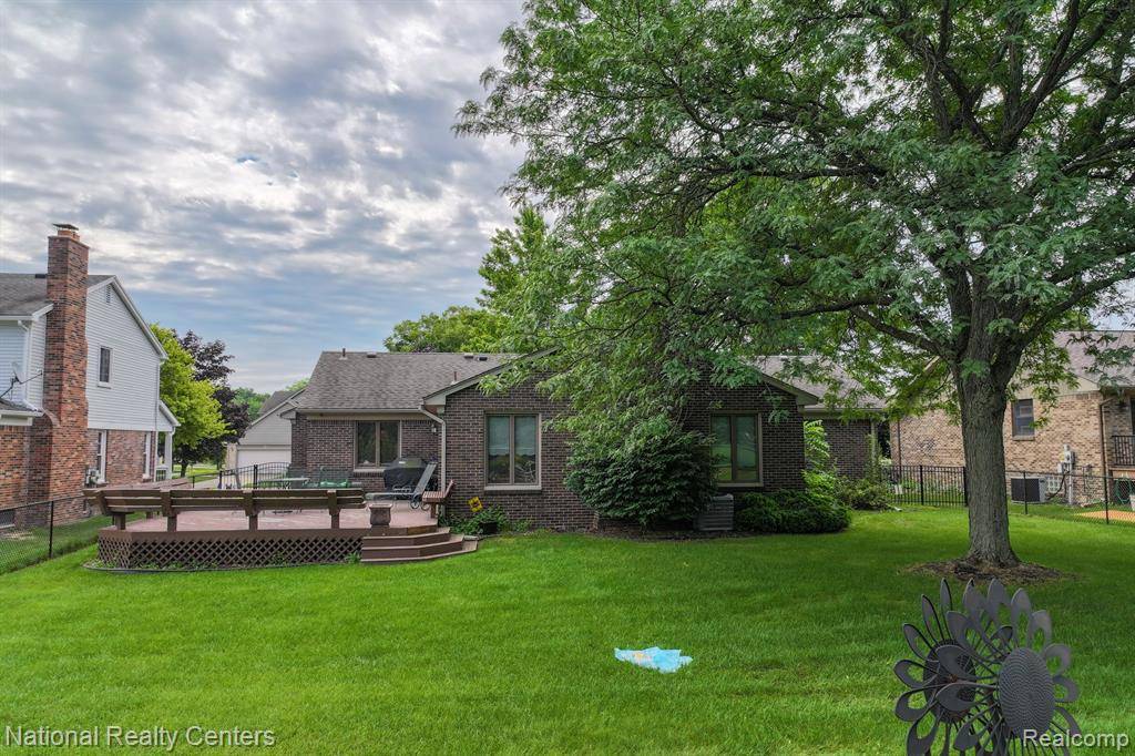Livonia, MI 48152 1268,20209 SOUTHAMPTON Drive