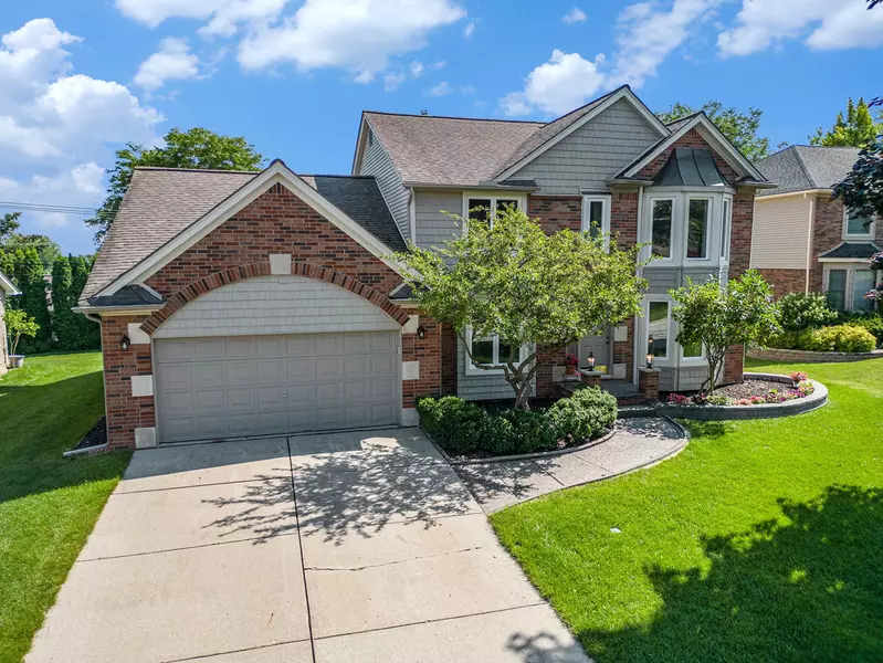 2777 STEAMBOAT SPRINGS Drive, Rochester Hills, MI 48309 1345