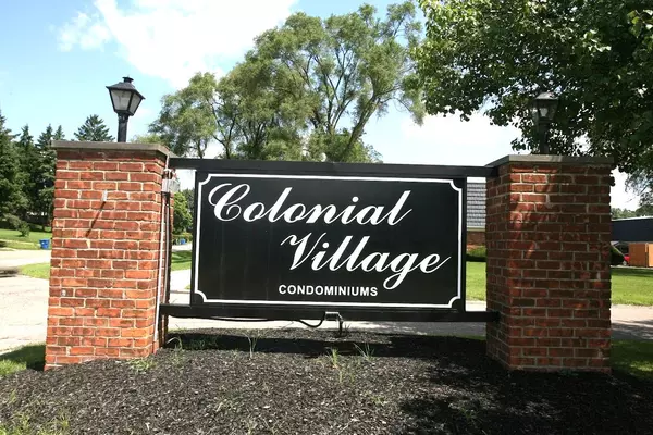 Waterford, MI 48328 1928,1812 COLONIAL VILLAGE Way