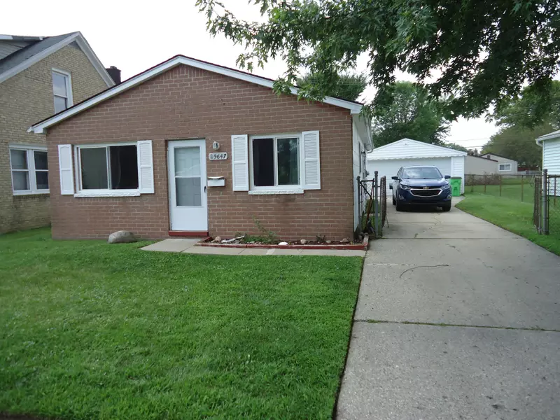 25647 PACKARD Street, Roseville, MI 48066 3746