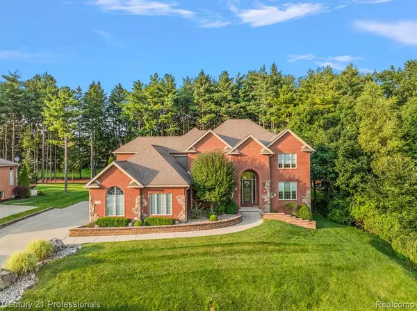 Davison, MI 48423 8660,3318 CREEKVIEW Drive