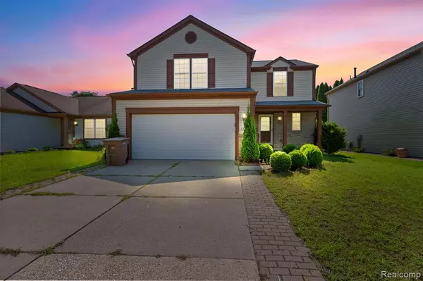 1622 PRAIRIE Drive,  Pontiac,  MI 48340 1084
