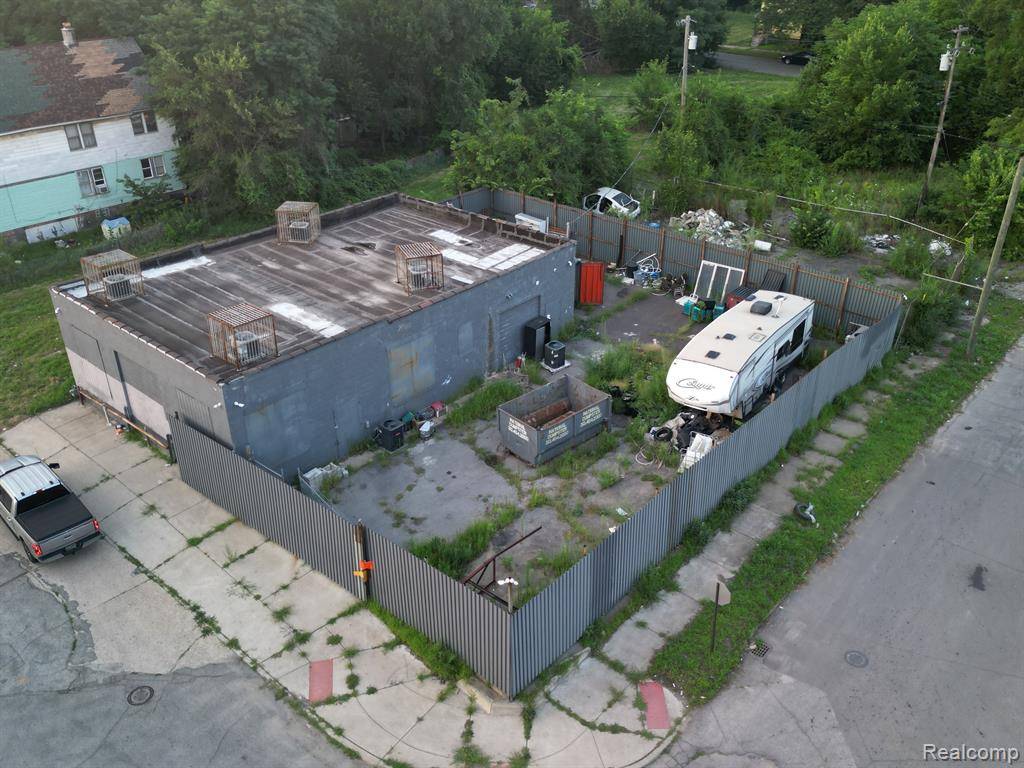 9100 Dearborn Street, Detroit, MI 48209 2623