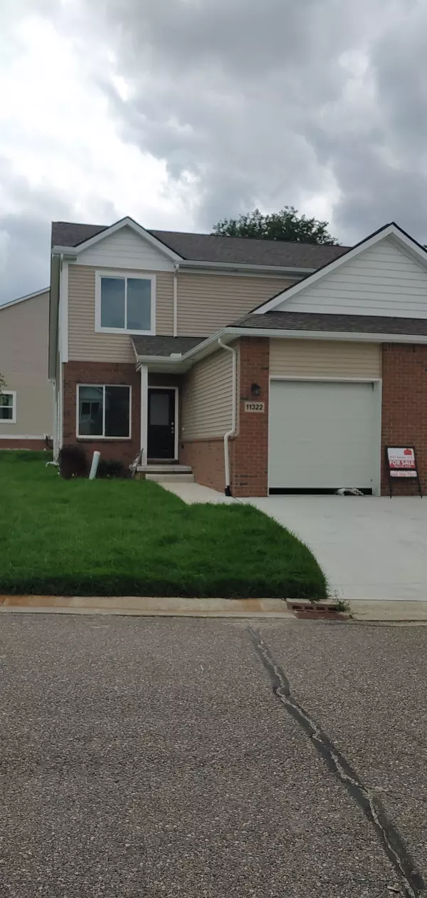 11322 Woodruff Lake Drive, Brighton, MI 48116