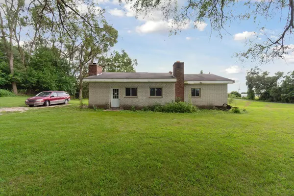 Brighton, MI 48114 8926,8760 HYNE Road