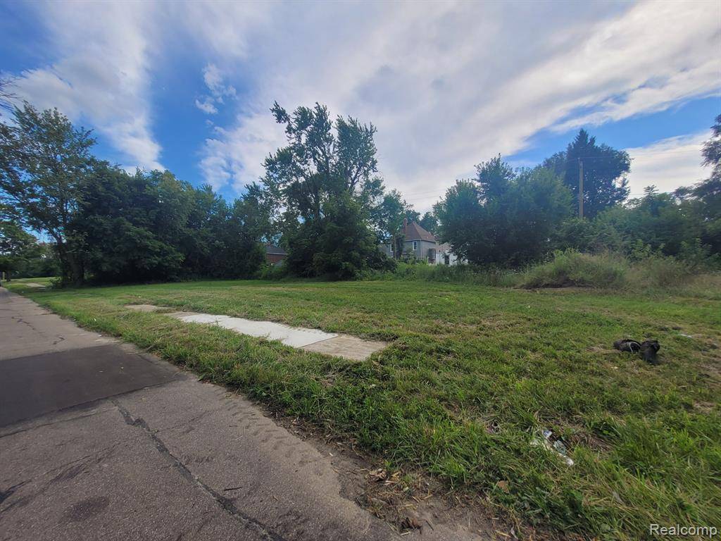 3443 BEALS Street, Detroit, MI 48214 1707