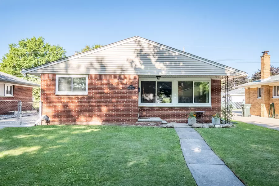 24517 URSULINE Street, Saint Clair Shores, MI 48080 3193