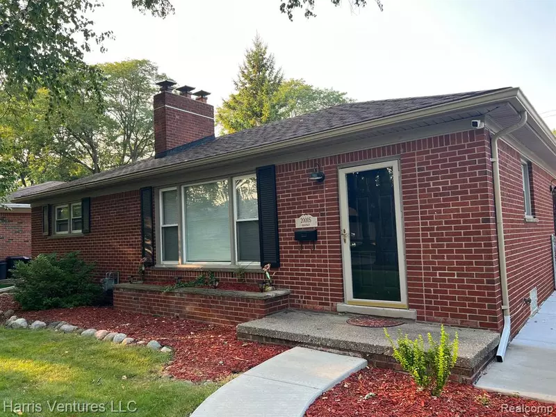 20005 BEAUFAIT Street, Harper Woods, MI 48225 1511