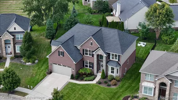 South Lyon, MI 48178 8208,124 Shannon Partin Boulevard