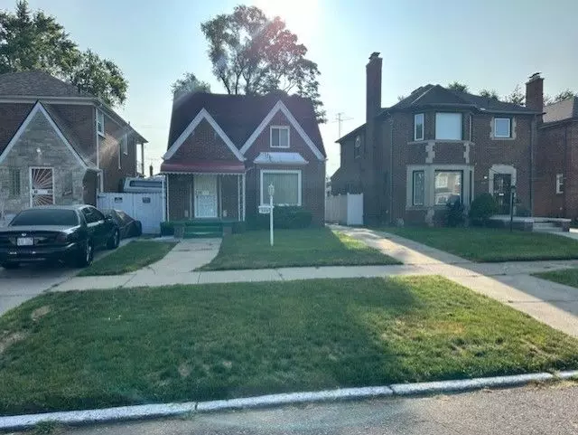 Detroit, MI 48221 2046,18696 Cherrylawn Street