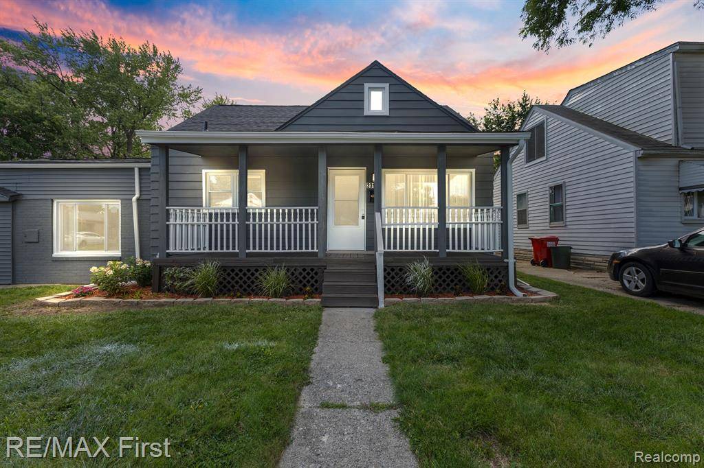 23147 LAMBRECHT Avenue, Eastpointe, MI 48021 1872