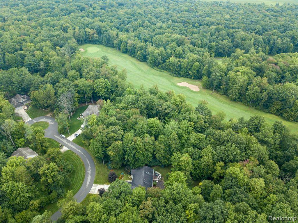 Vassar, MI 48768 9211,001 EVERGREEN Trail