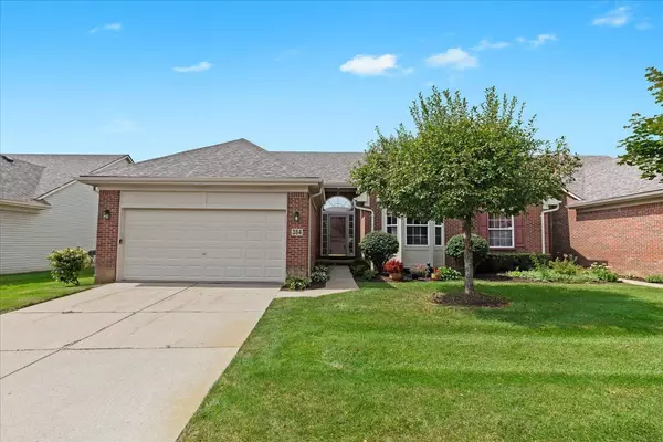 384 WOODHAVEN Drive, Commerce Twp, MI 48390 5803