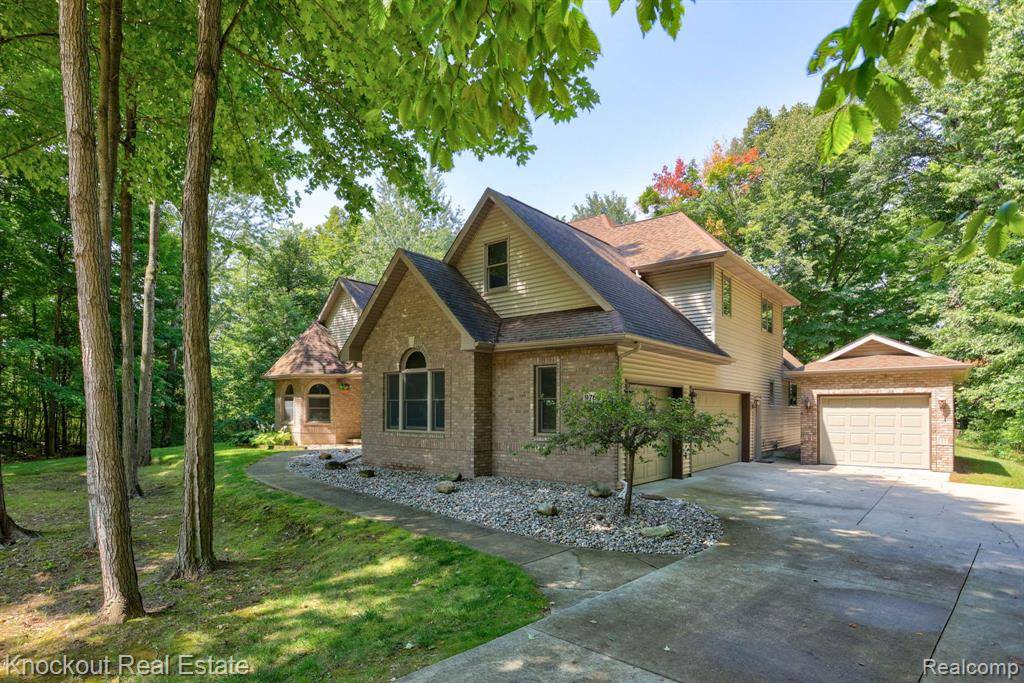 Frankenmuth, MI 48734 9158,9763 BEECH TREE Lane