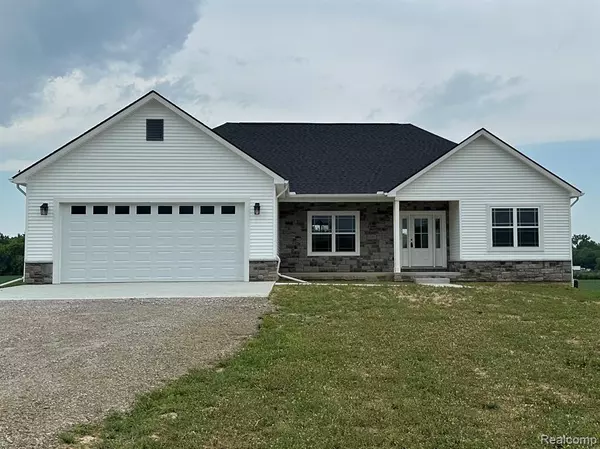 4625 Imlay City Road, Attica, MI 48412