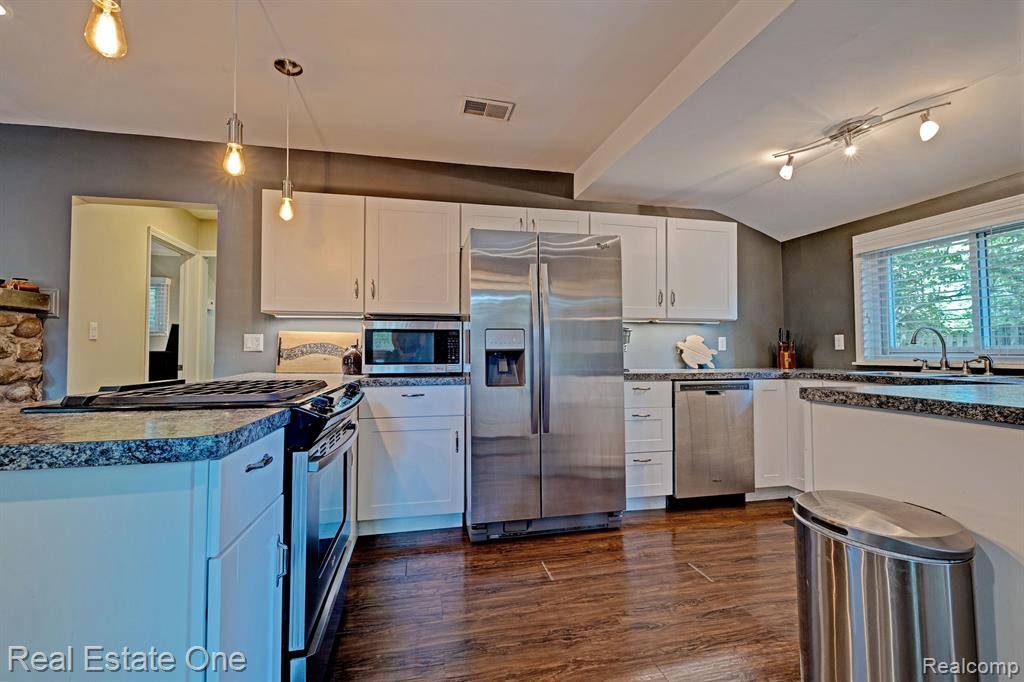 Ortonville, MI 48462 9171,1705 HAYES Road