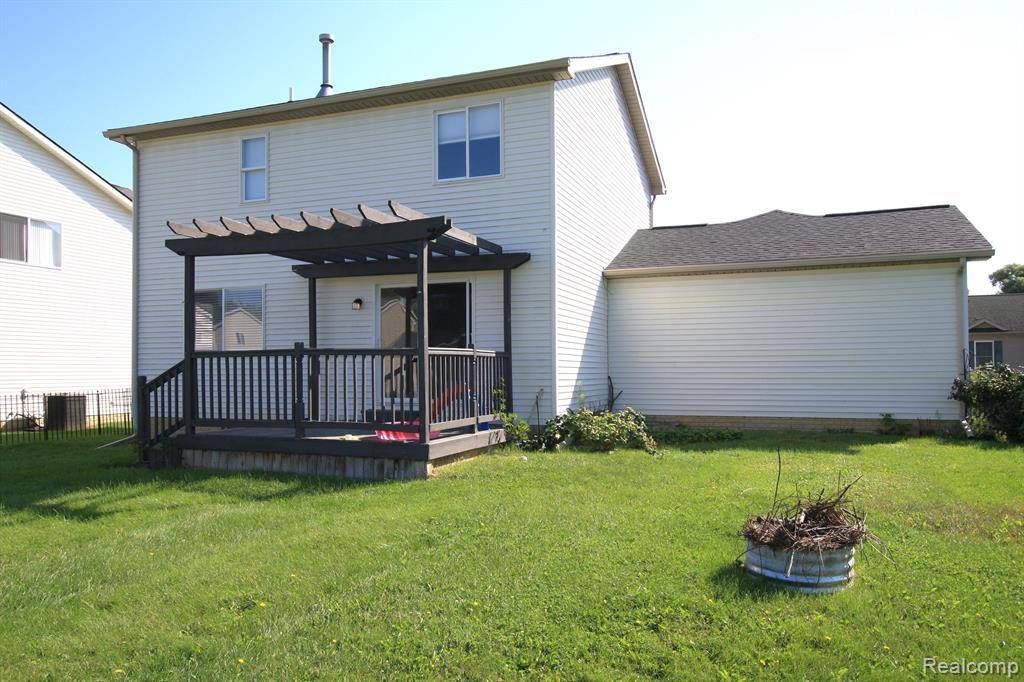 Swartz Creek, MI 48473 8253,6211 CLUBHOUSE Way