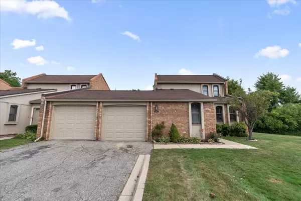 2953 MOON LAKE Drive, West Bloomfield, MI 48323 1843