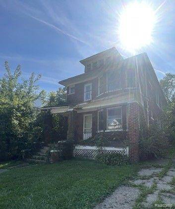 Detroit, MI 48213 2947,5037 IROQUOIS Street