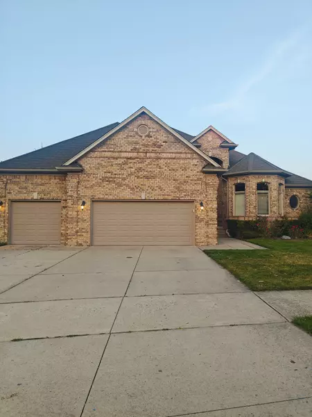 49500 GOLDEN GATE Drive, Macomb, MI 48044 5498