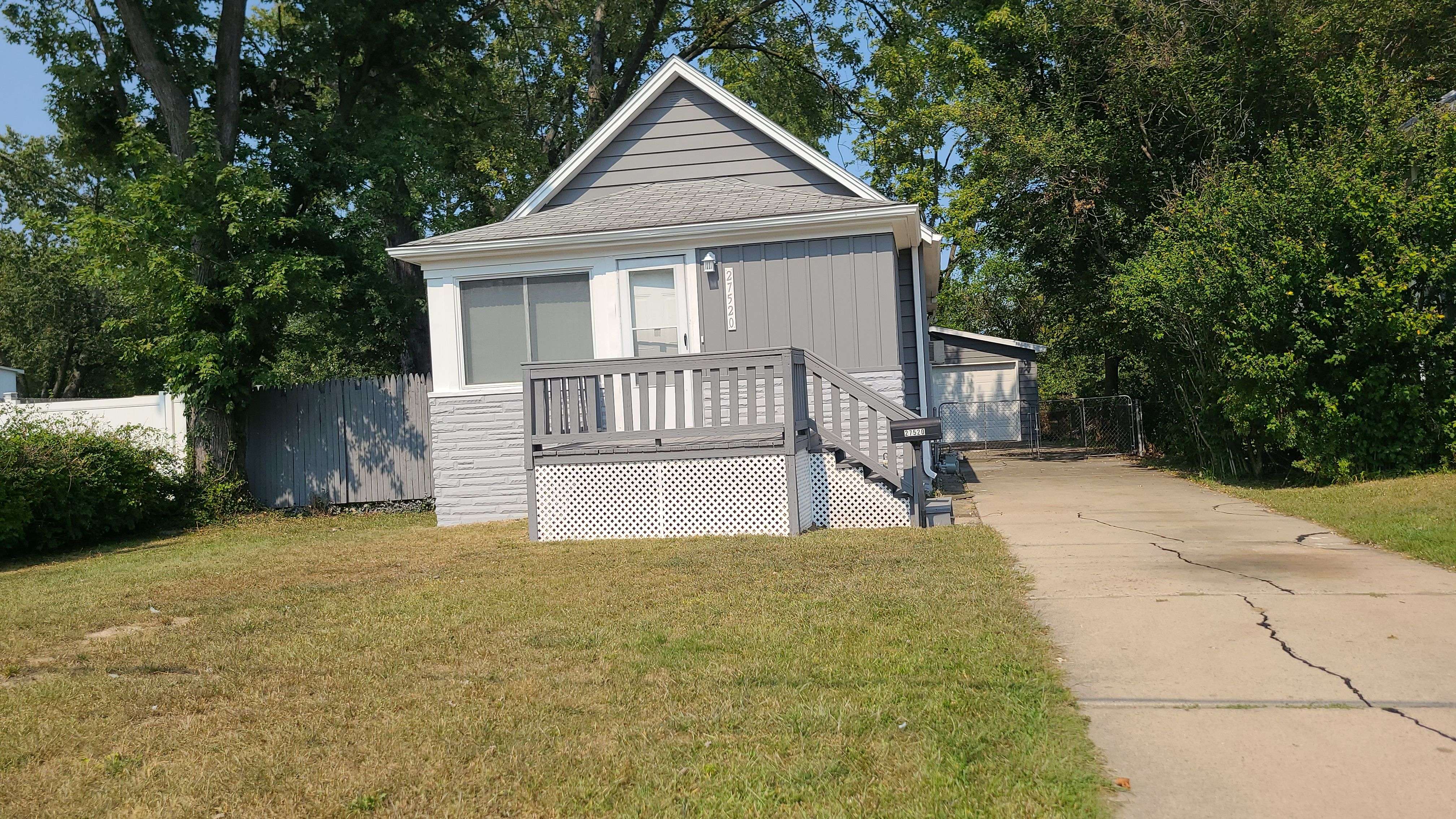 27520 AVONDALE Street, Inkster, MI 48141 1712