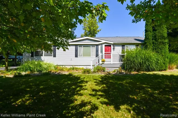 726 AMBERWOOD Street, Auburn Hills, MI 48326 1134