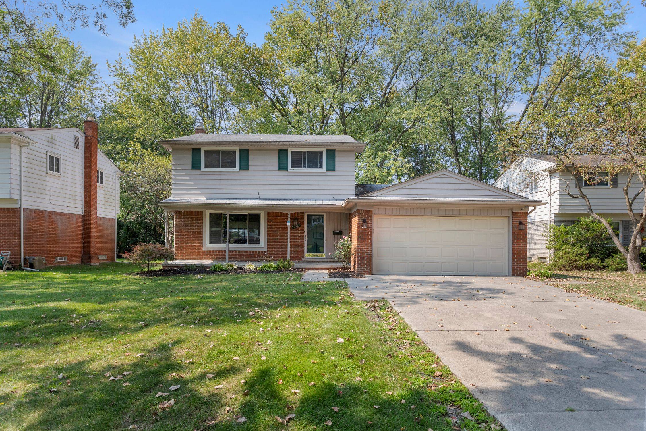 29985 SPRING RIVER Drive, Southfield, MI 48076 1840