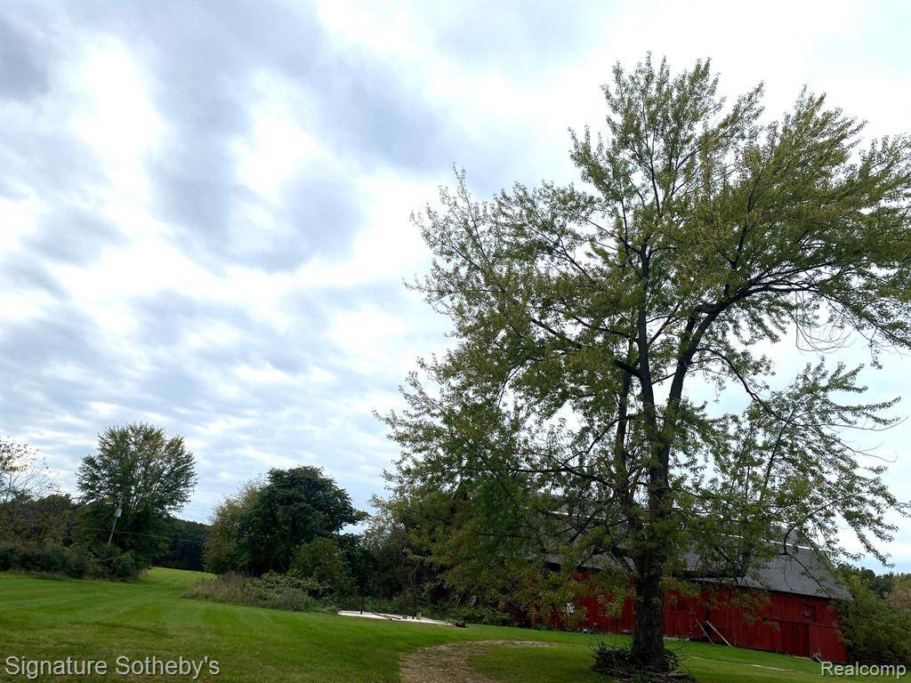 South Lyon, MI 48178,000 Pontiac Trail
