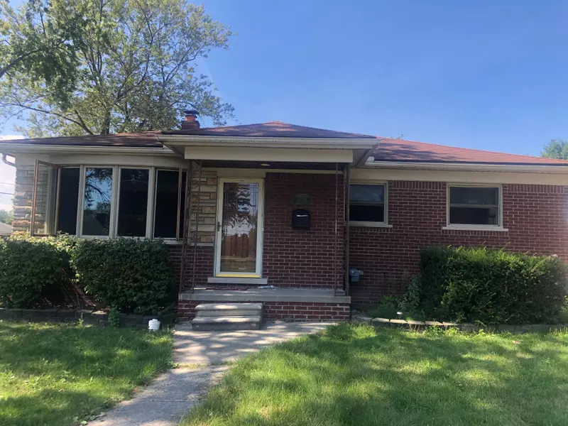 27301 PRINCETON Street, Saint Clair Shores, MI 48081 1718