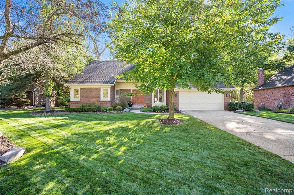 713 RIVER BEND Drive, Rochester Hills, MI 48307 2726