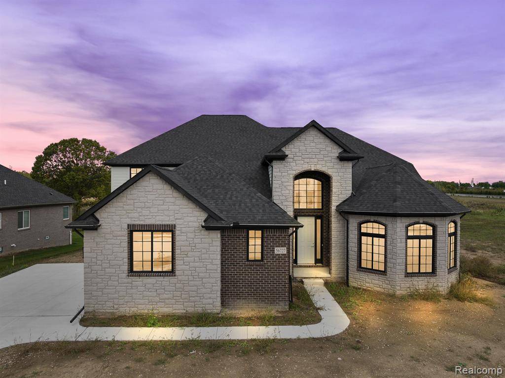 Macomb, MI 48042,53650 ROMEO PLANK Road