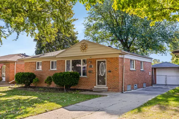 21716 Hoffman Street, Saint Clair Shores, MI 48082 2460