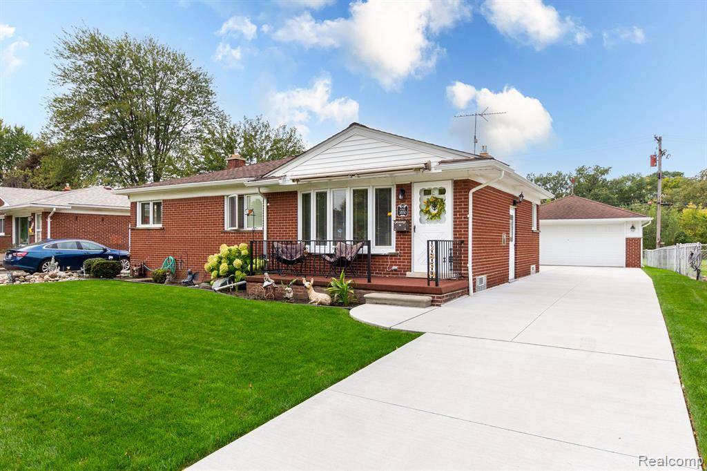Trenton, MI 48183 4135,3850 NORWOOD Drive