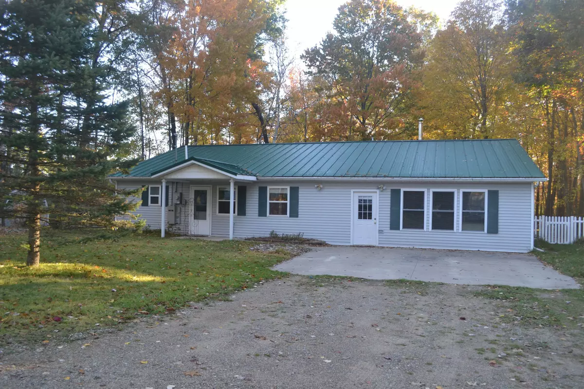 Lake, MI 48632 9565,6375 JOANNE Street