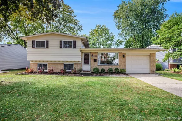 950 HARTSOUGH, Plymouth, MI 48170 1920