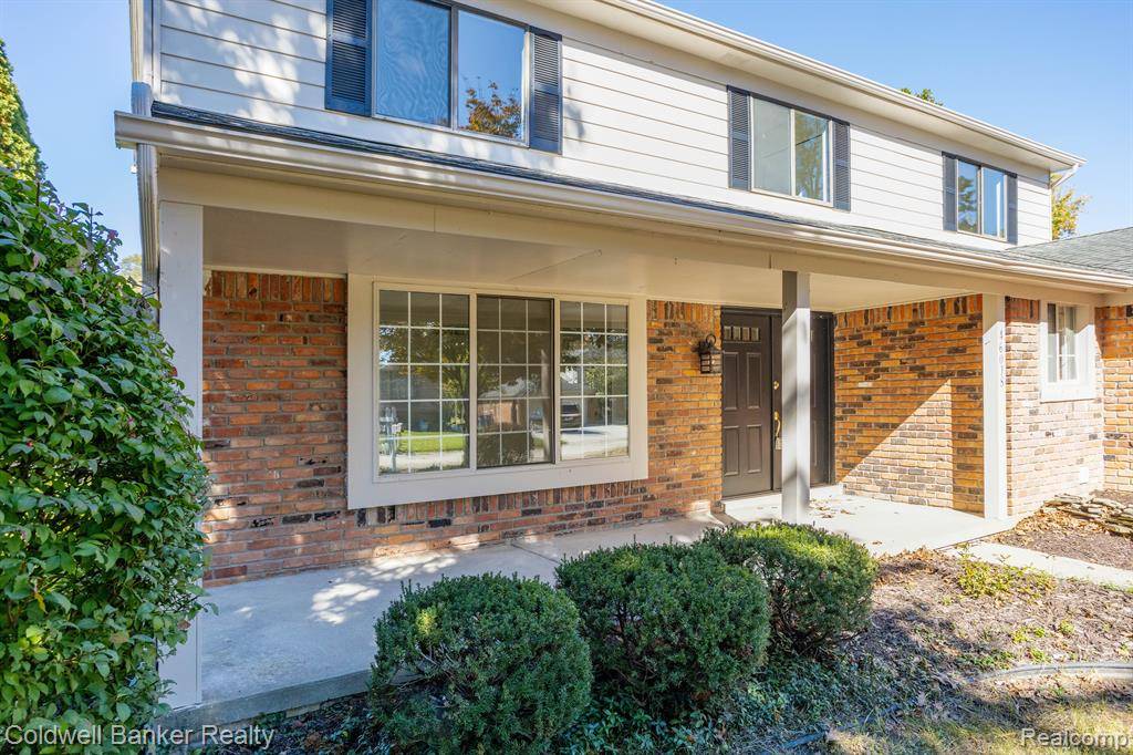 Canton, MI 48187 1573,46038 SPINNING WHEEL Drive