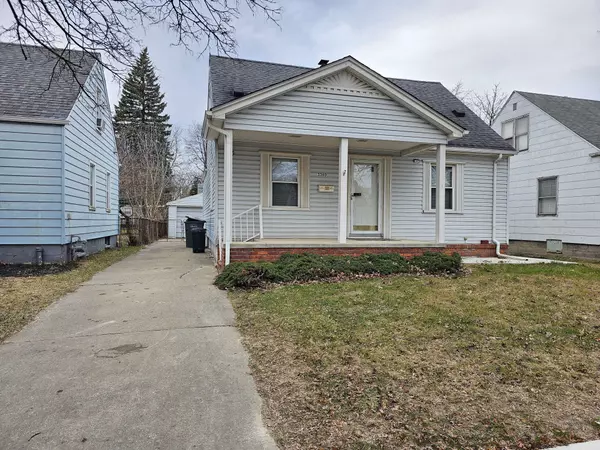 3360 DETROIT Street, Dearborn, MI 48124 4158